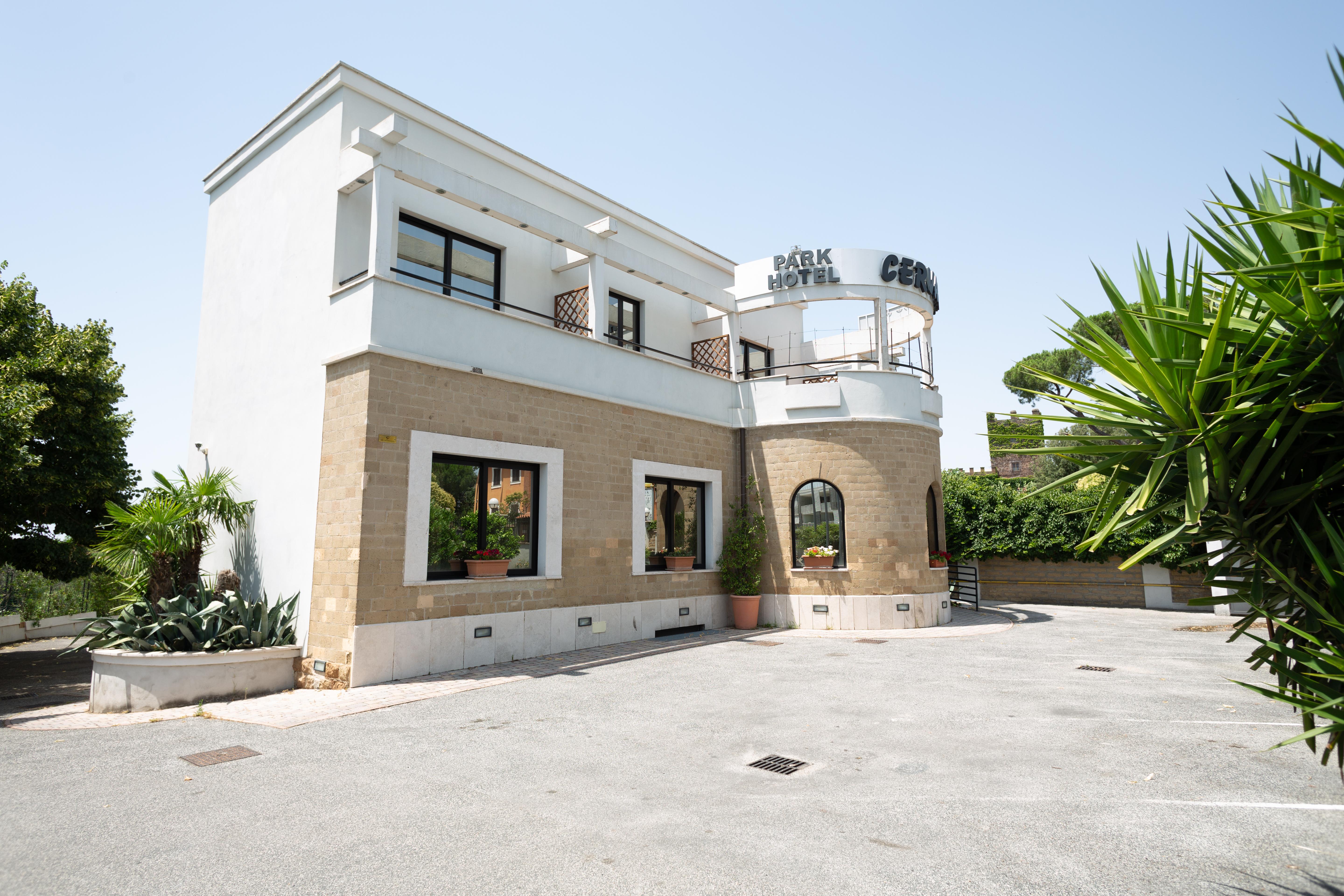 Cervara Park Hotel Rome Bagian luar foto